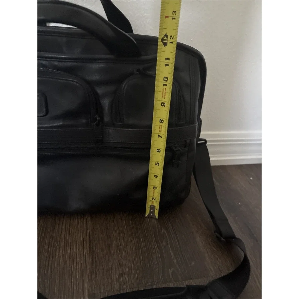 Tumi Alpha 1 T-Pass Leather Laptop Briefcase Style 96516 MINT Travel Work